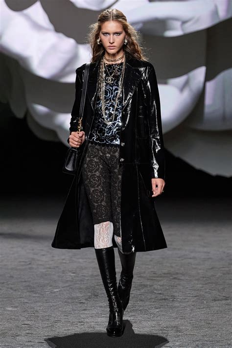 bottes chanel 2023|chanel runway fashion.